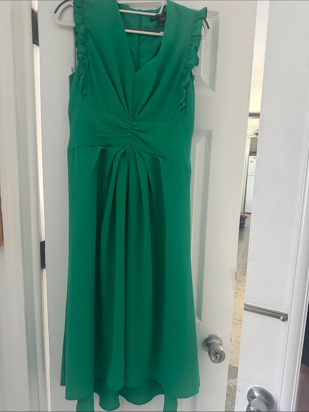 Maggy London Emerald Green V-Neck Twist-Front Midi Dress